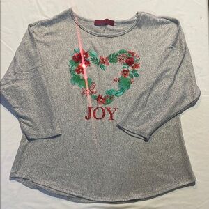 Gray 3/4 Sleeve Boxy T-Shirt with Embellished Design